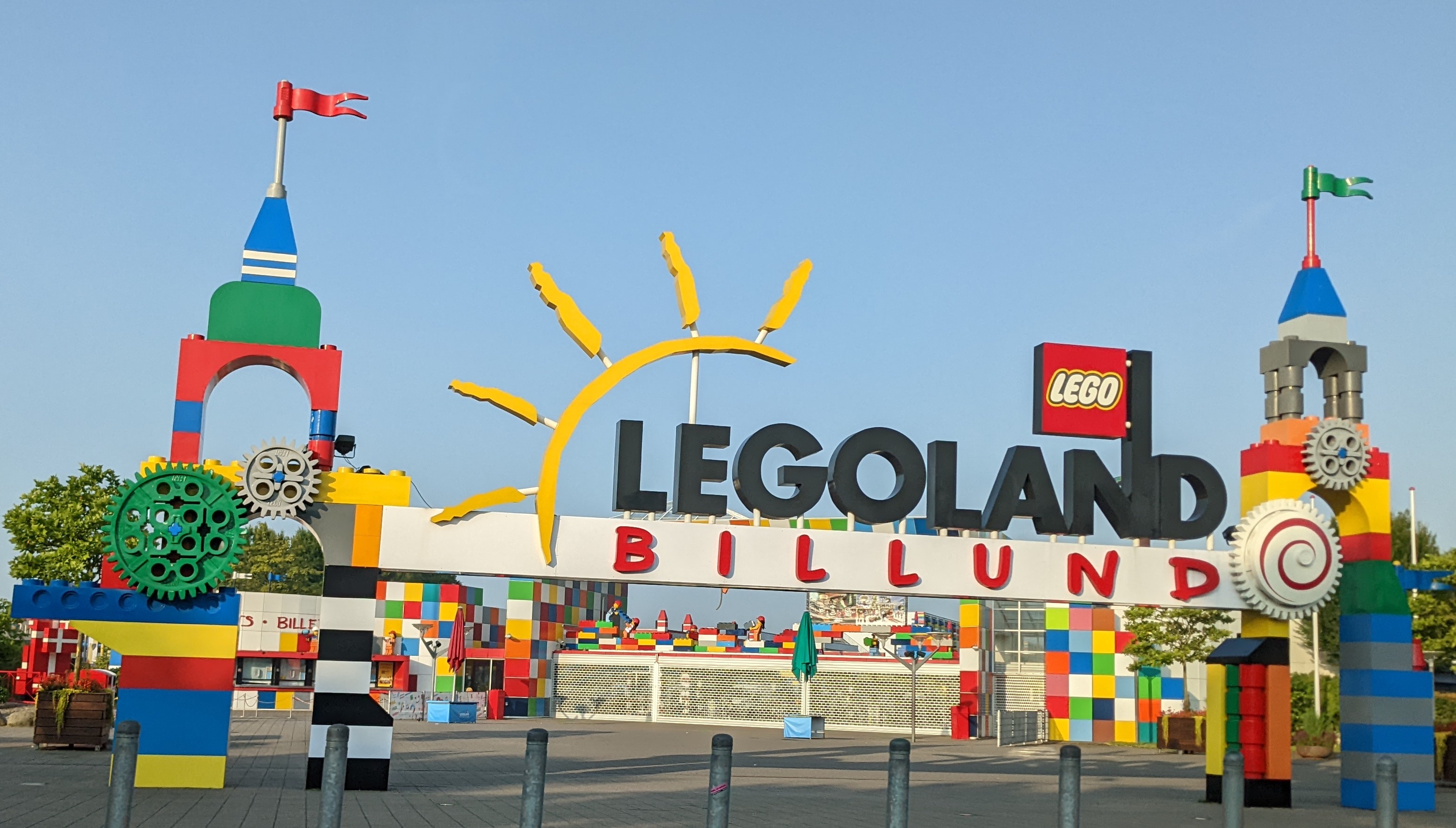 ../_images/legoland.jpg